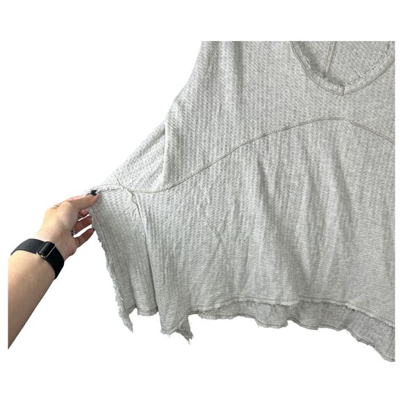 Free People Drippy Thermal Waffle Knit Raw Hem Long Sleeve Light Grey Top Medium - Picture 6 of 8